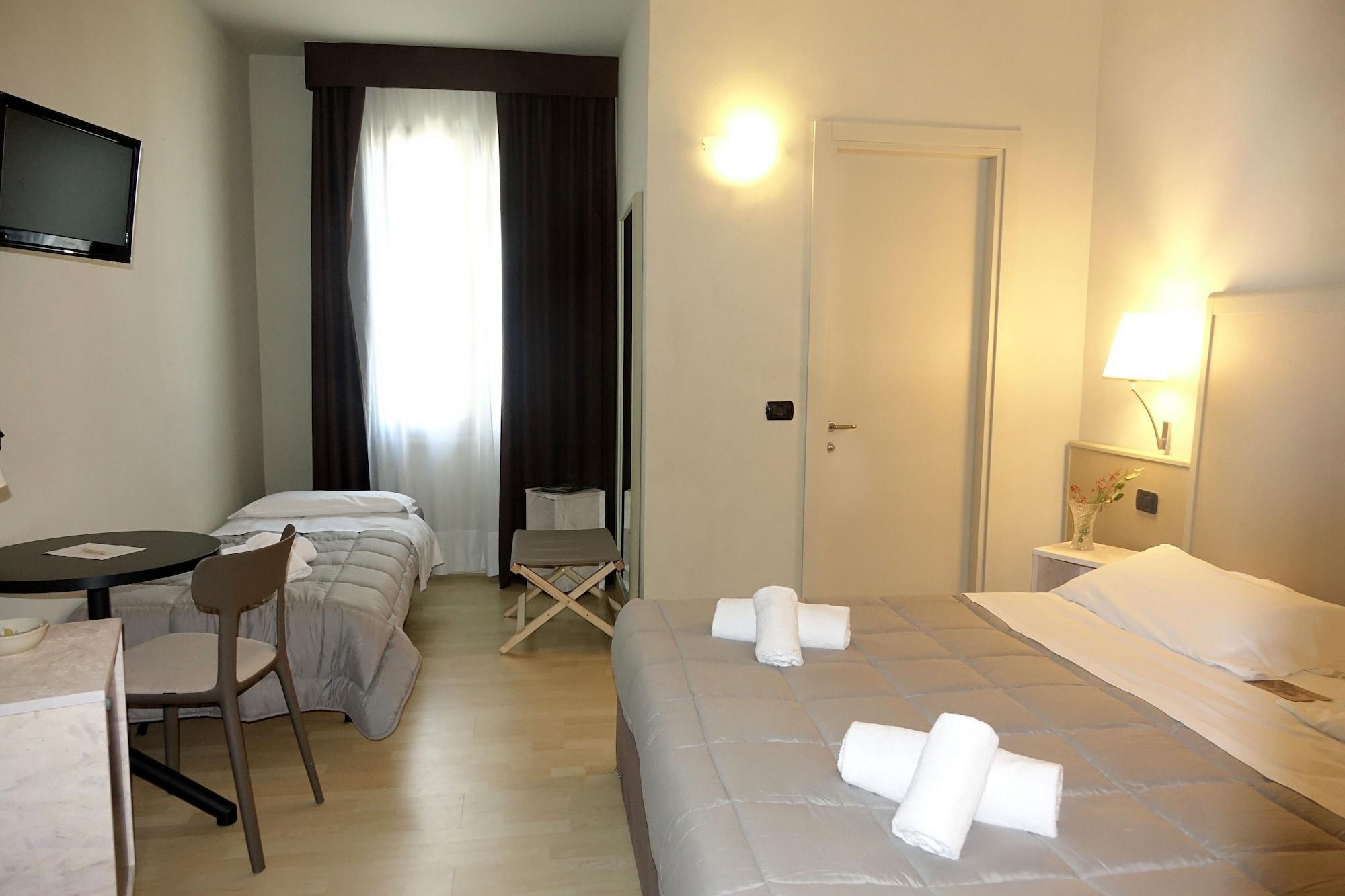 Hotel Corallo リミニ エクステリア 写真